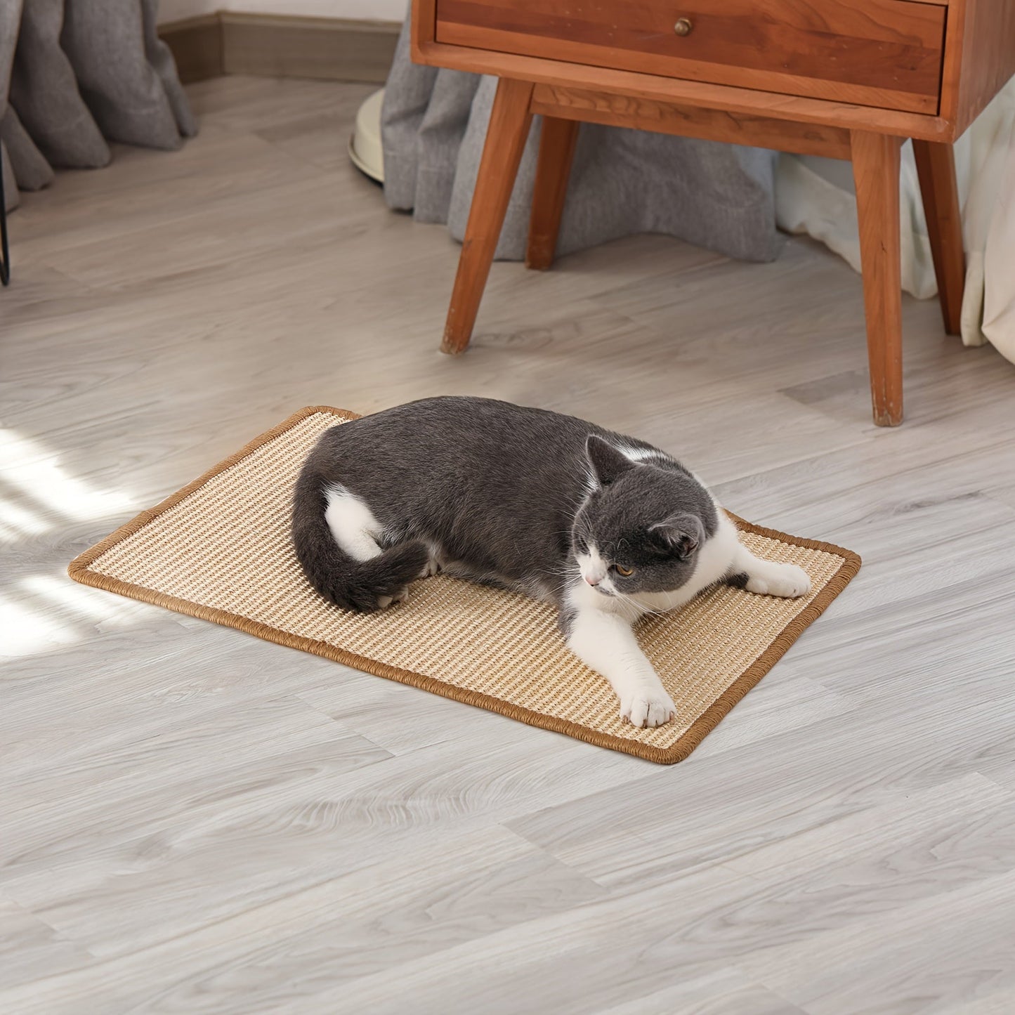 19.6 x 11.8 Inch Natural Sisal Cat Scratcher Mat - Durable Horizontal Floor Scratching Pad Rug - Protects Carpets and Sofas from Damage - Beige, Long-Lasting, Easy to Clean, and Perfect for Multi-Cat Households